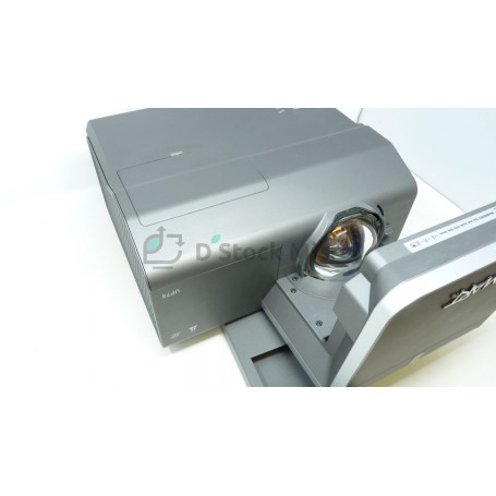 Video projector SMART Technologies UF75