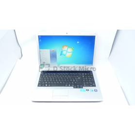 Samsung NP-R730-JT01FR 17.3" SSD 128 Go Intel® Core™ i3-330M 4 Go Win 7 Pro