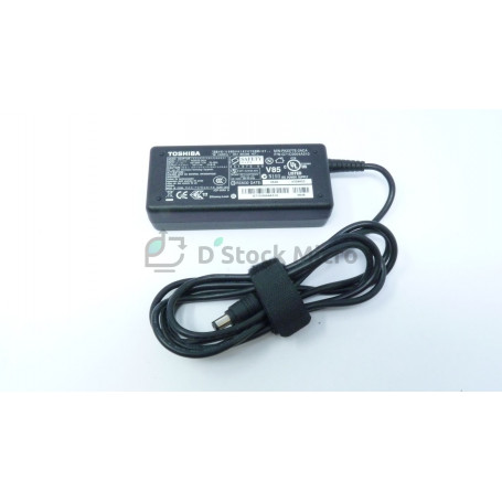dstockmicro.com AC Adapter Toshiba PA3377E-2ACA - G71C0004A510 - 15V 4A 60W	
