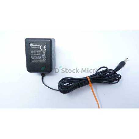 dstockmicro.com Charger / Power Supply Metronic RH35-0900300DG 9V 0.3A 3W